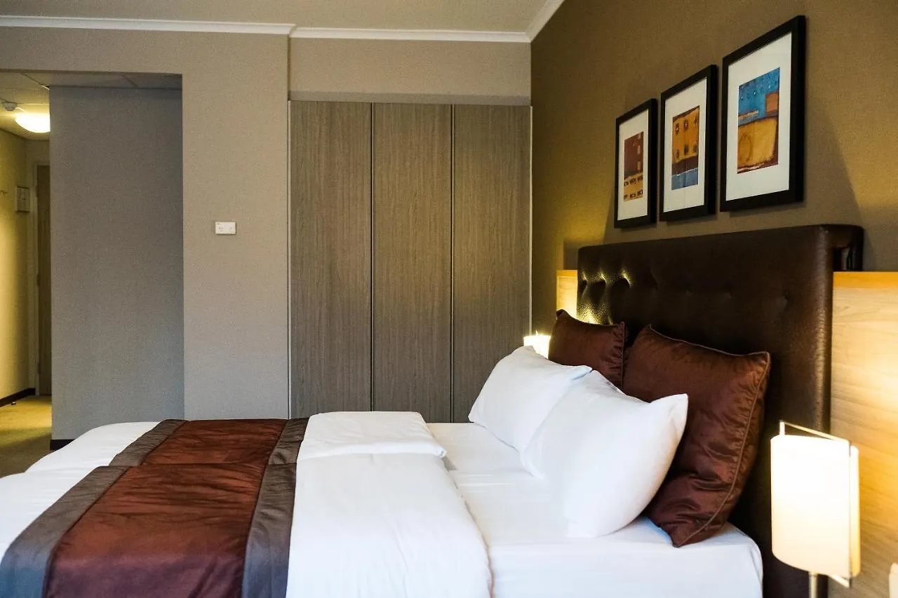 ****  Hyllit Hotel Antwerpen België