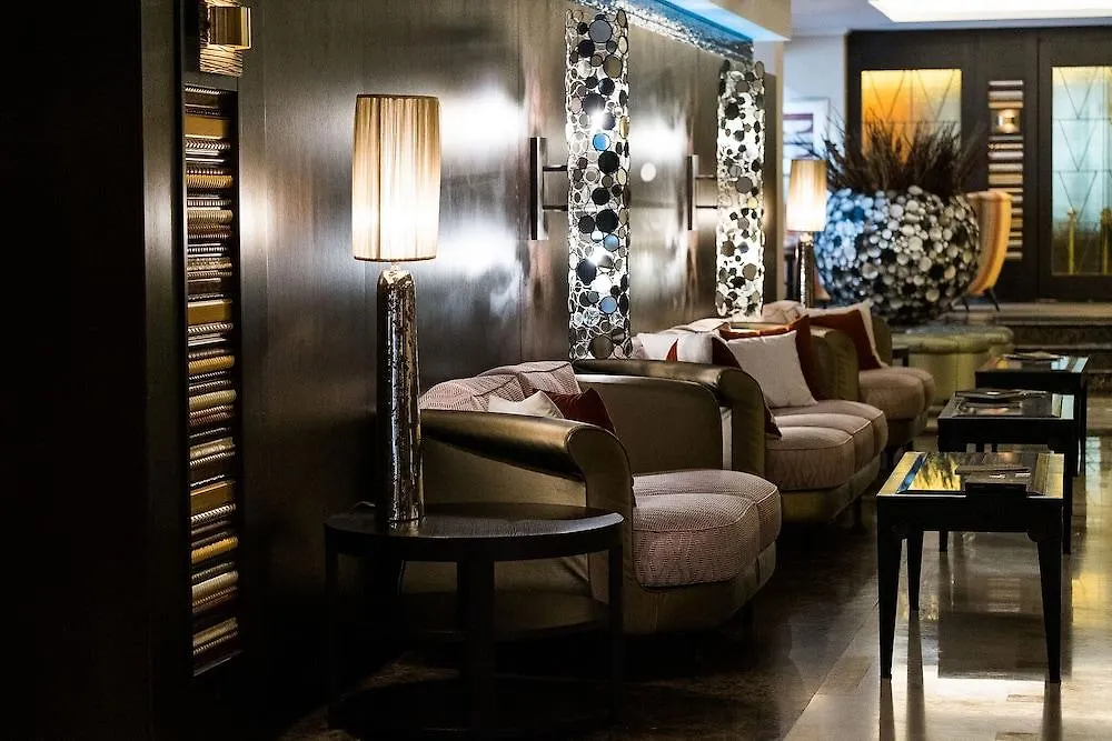Hyllit Hotel Antwerp 4*,